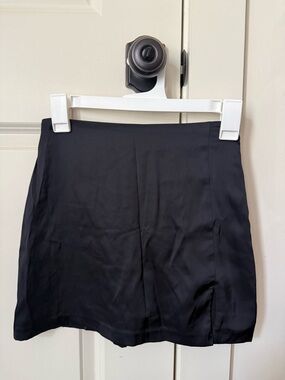 Abercrombie & Fitch Black Mini Skirt with Logo Tag